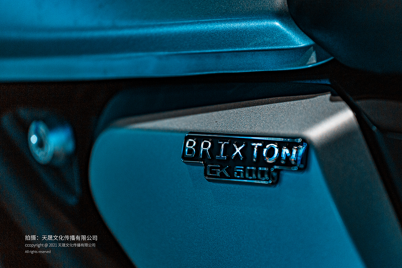 为高金动力拍摄的GK500穿越版宣传照