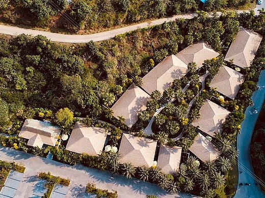 【 Crescent 】-- 福建半月山温泉小镇·汤屋