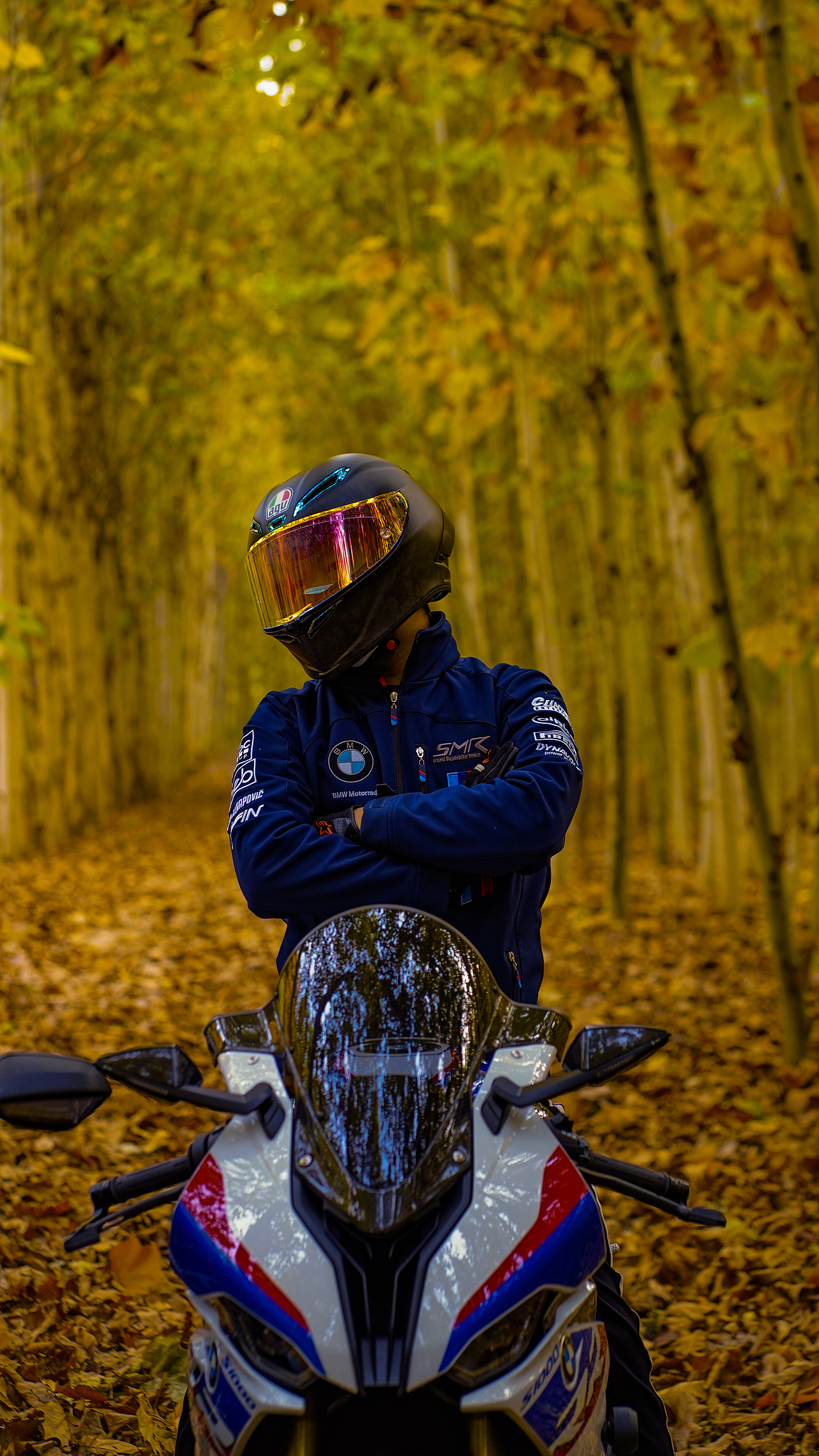 摄影｜秋日机车🍂酷爱风和自由（图ZMzIxMzY4ODIw） - 风光摄影 - 站酷设计师王岸琴原创素材 - 站酷ZCOOL