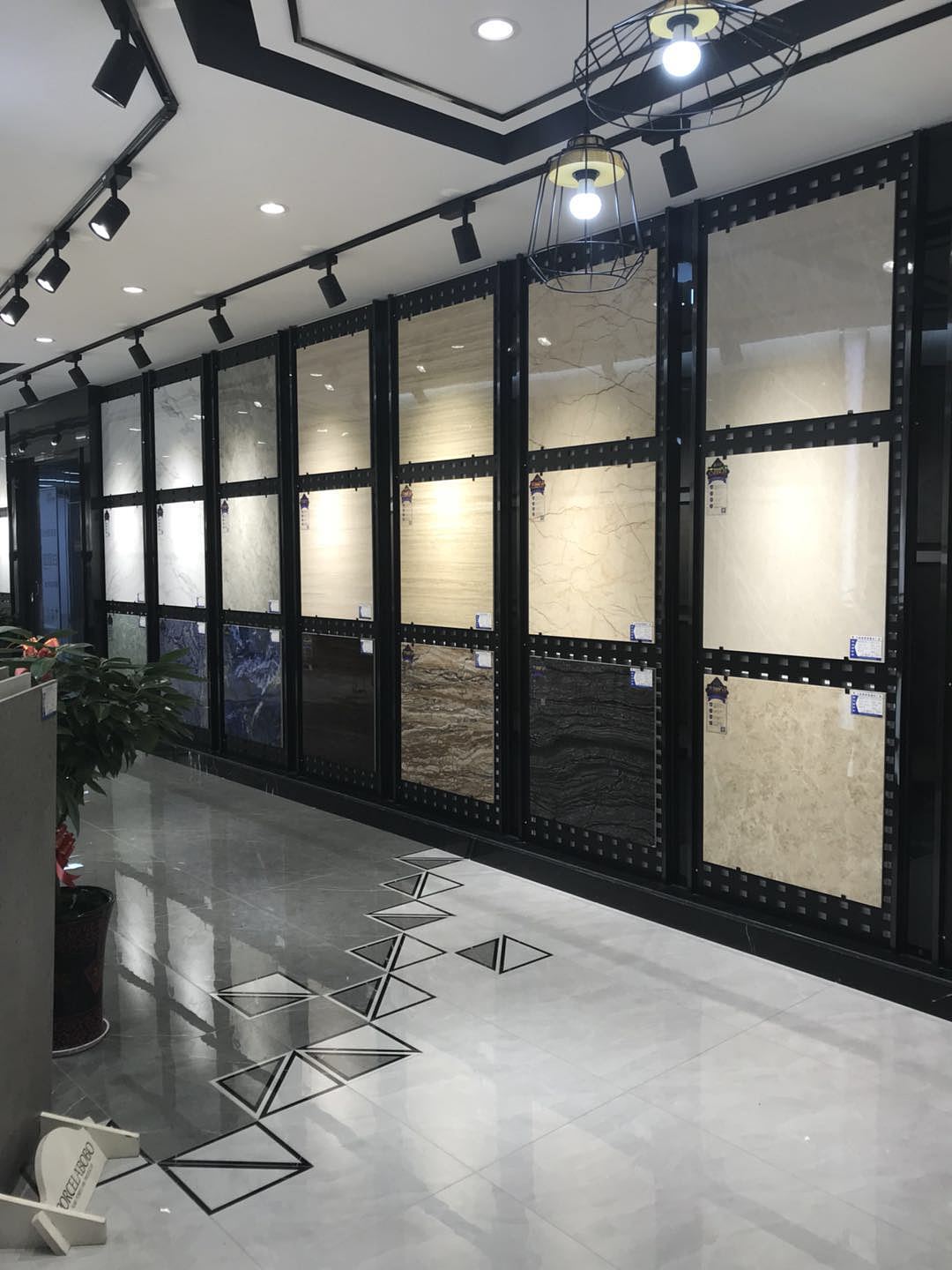 郎玛瓷砖专卖店 瓷砖门店实景摄影