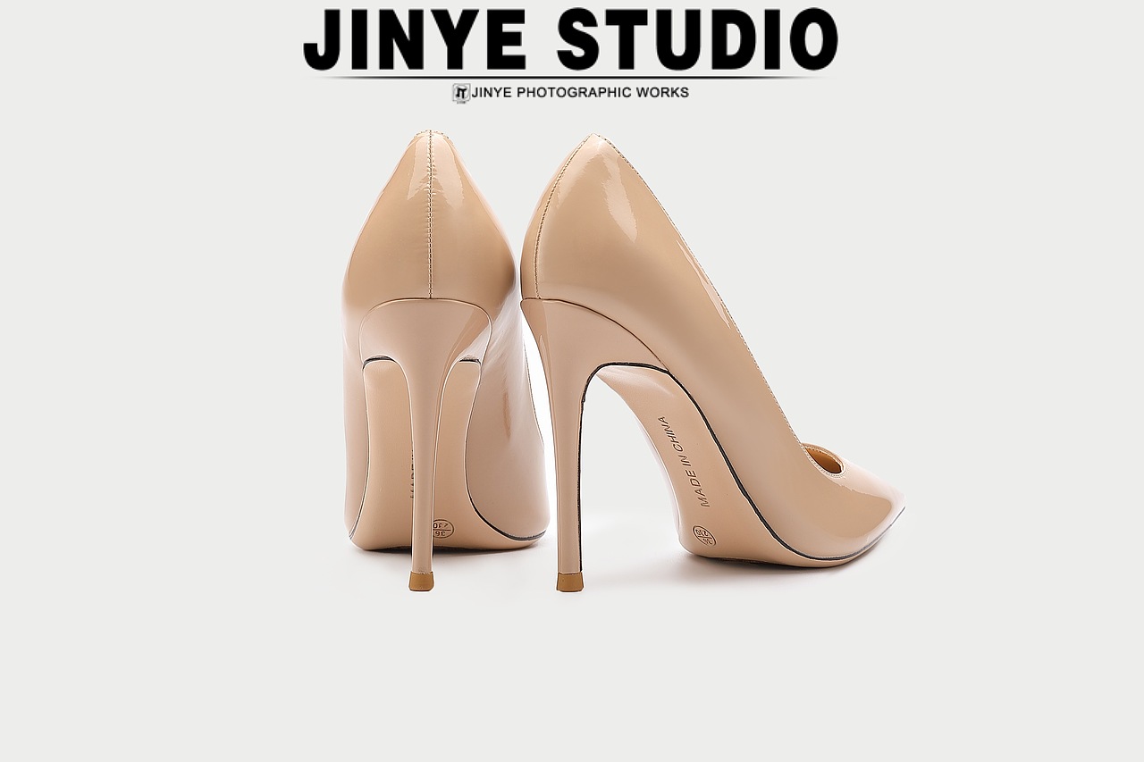 产品拍摄|女装新款尖头粗跟高跟鞋拍摄