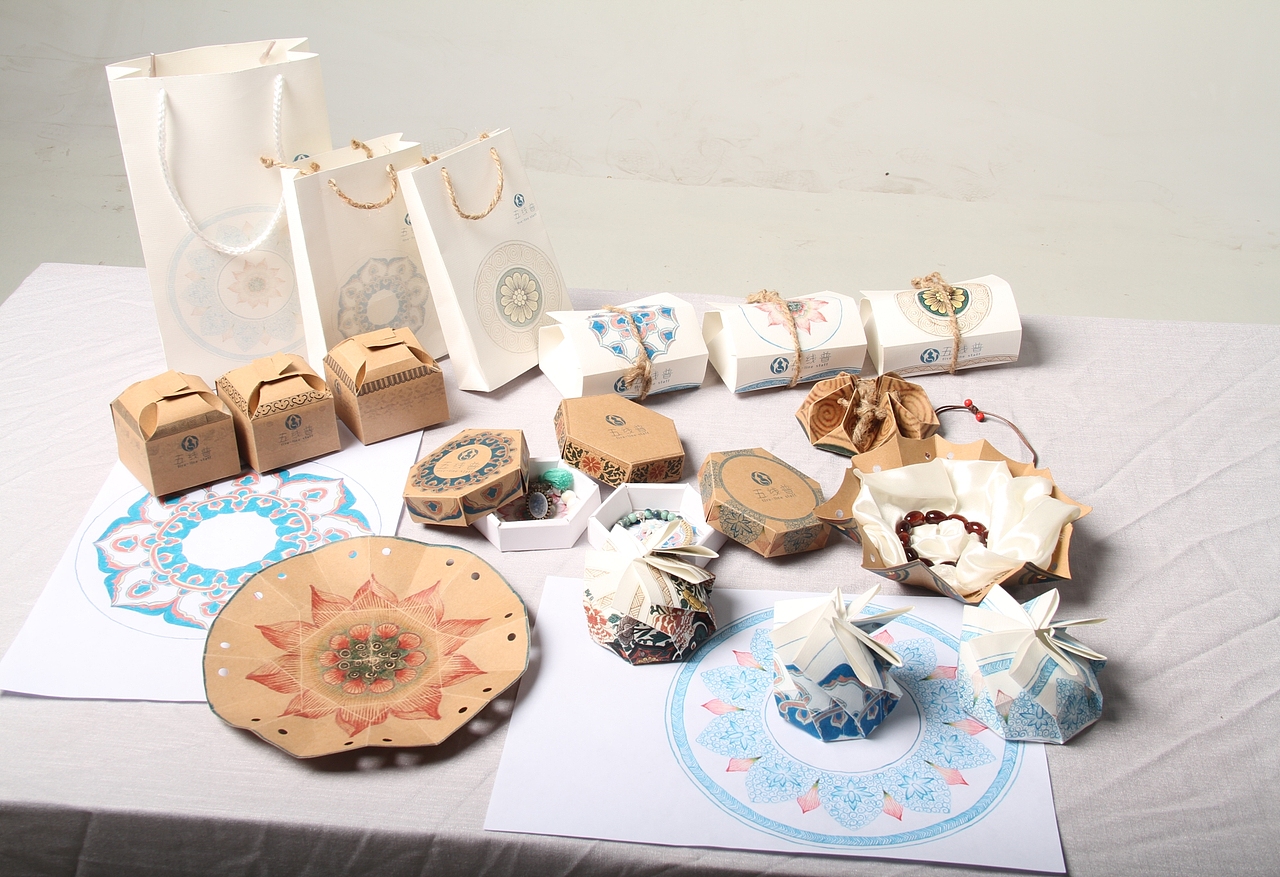 民间饰品包装设计（图ZNTE1NDUzMzY=） - 包装 - 站酷设计师丁叮叮叮原创素材 - 站酷ZCOOL