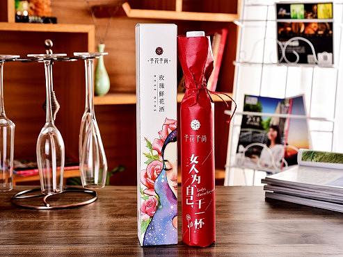 玫瑰鲜花酒包装插画设计予花予尚