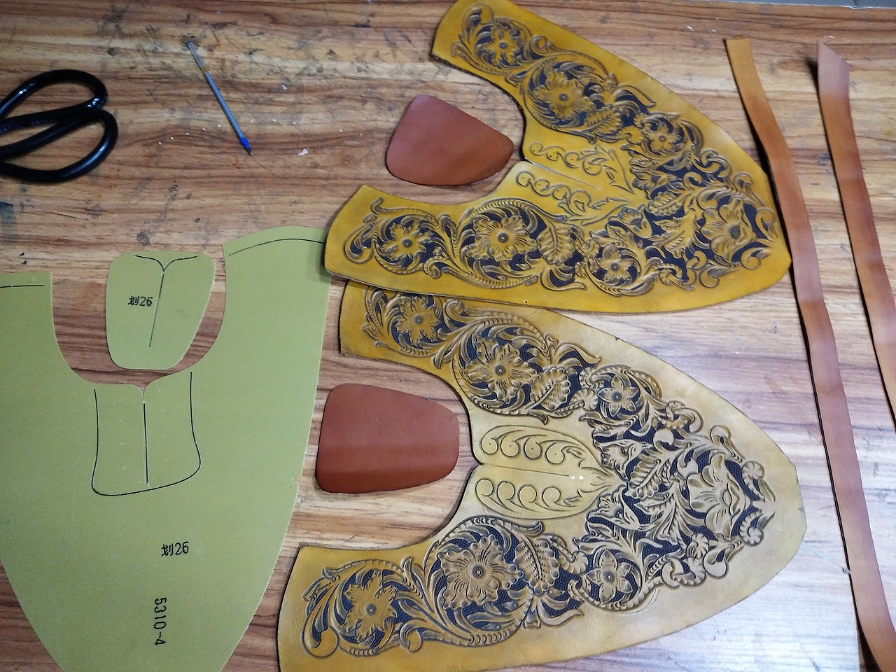 固特异手工鞋制作过程……