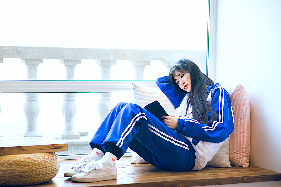 18岁校服（图ZMTA1OTEzNzgw） - 人像摄影 - 站酷设计师姜国强色彩研修班原创素材 - 站酷ZCOOL