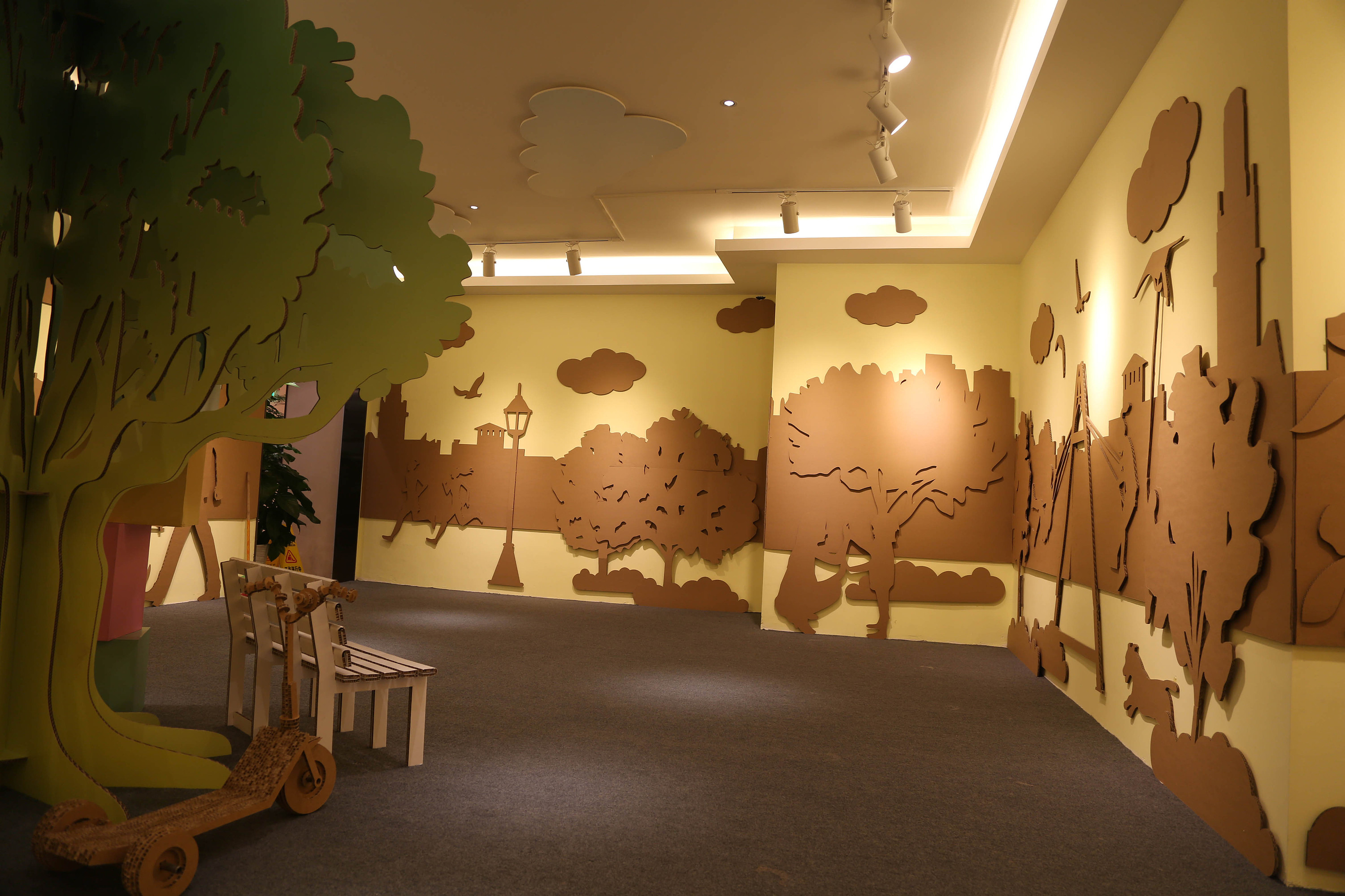 纸艺家具之样板房