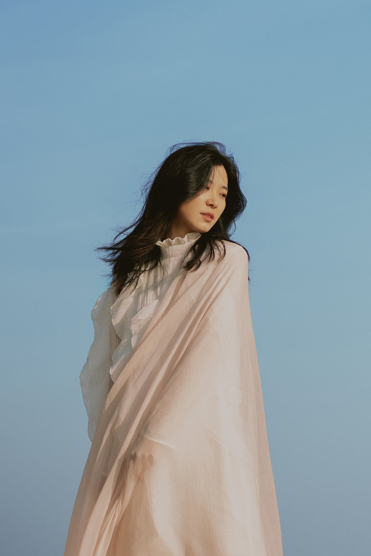 伴着晴空奔向落日