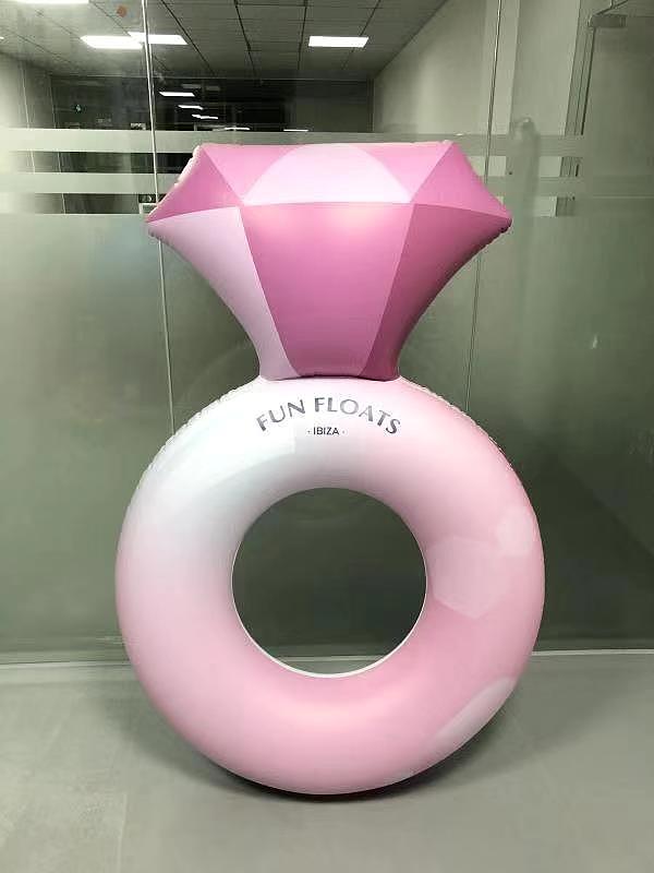 粉色巨钻游泳圈打版