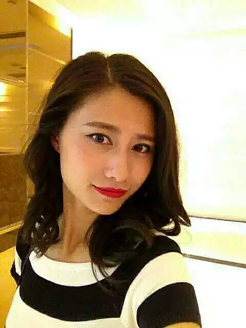 微笑（圖ZNDE0MTkwNzI=） - 人像攝影 - 站酷設(shè)計(jì)師UFO77號(hào)原創(chuàng)素材 - 站酷ZCOOL