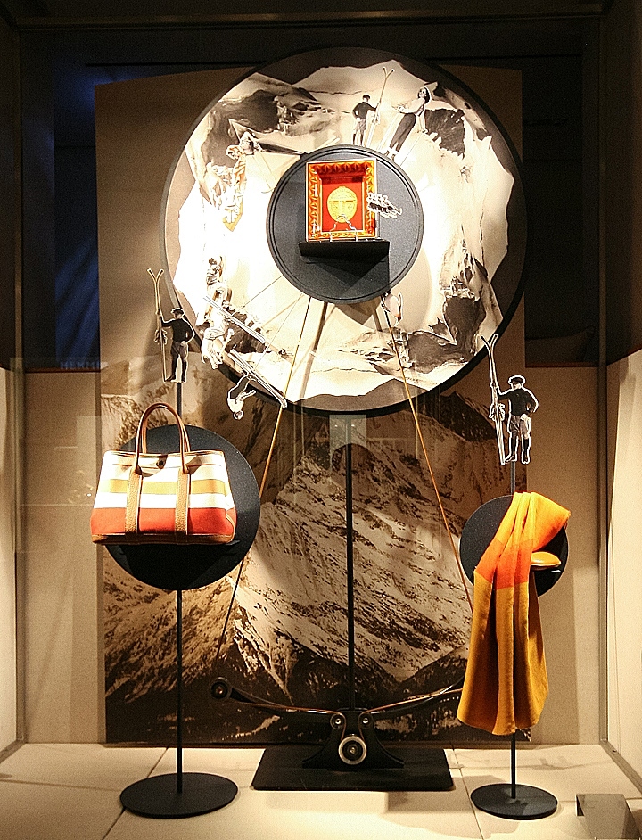 橱窗设计制作，炬猫品牌设计策划（图ZMTU3NzA4MjYw） - 海报 - 站酷设计师炬猫设计原创素材 - 站酷ZCOOL