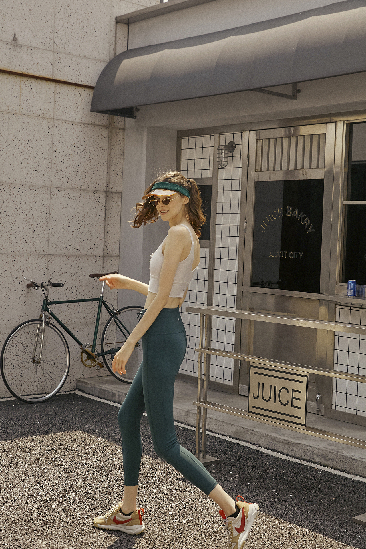 运动装拍摄（图ZMjc1MDg3ODEy） - 时尚/艺术摄影 - 站酷设计师野人鸟叔studio原创素材 - 站酷ZCOOL