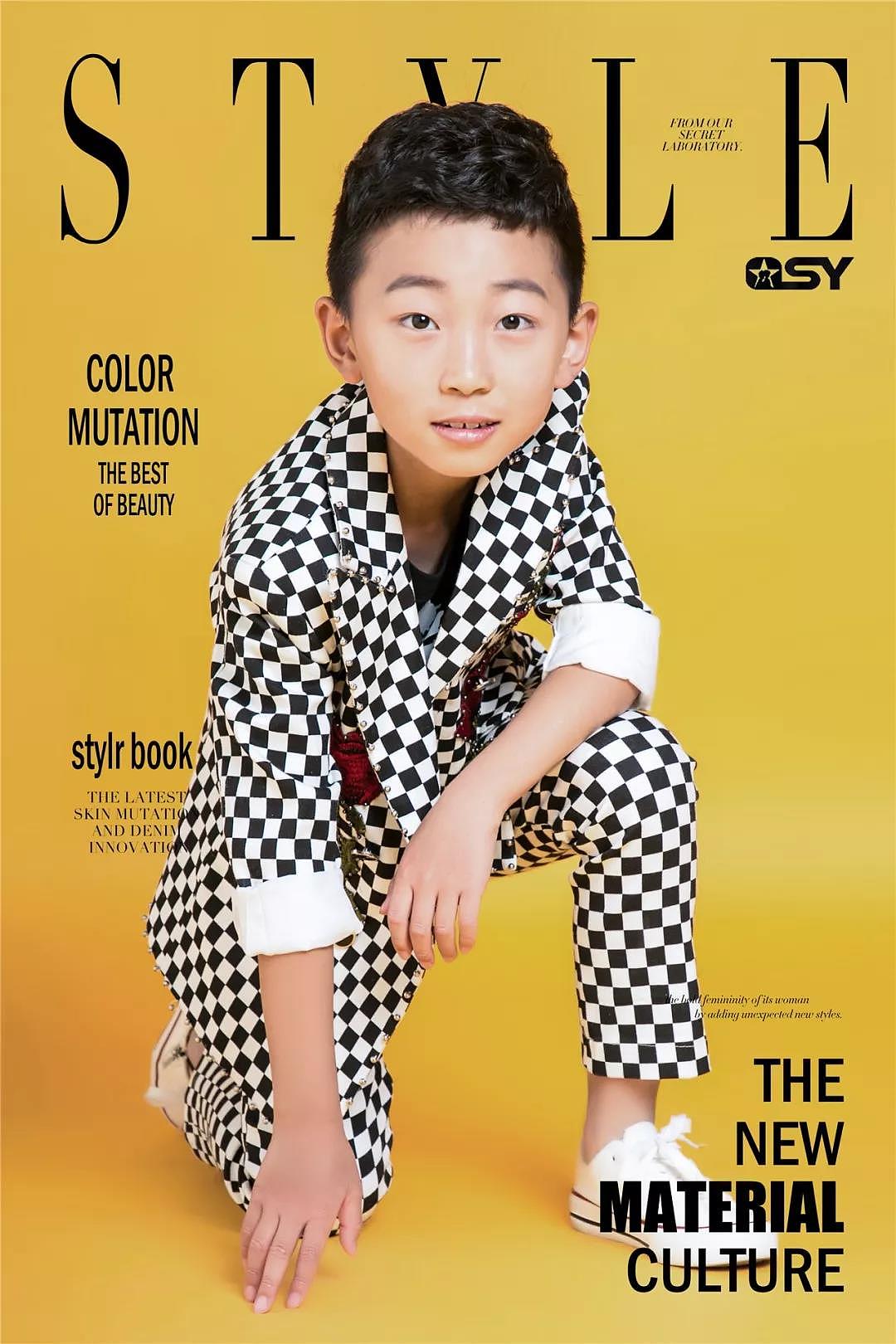 千思玥少儿童模风采确认过眼神,是那个萌化我的人