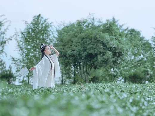 遇一人，山水有逢，念一人，风过轻澜