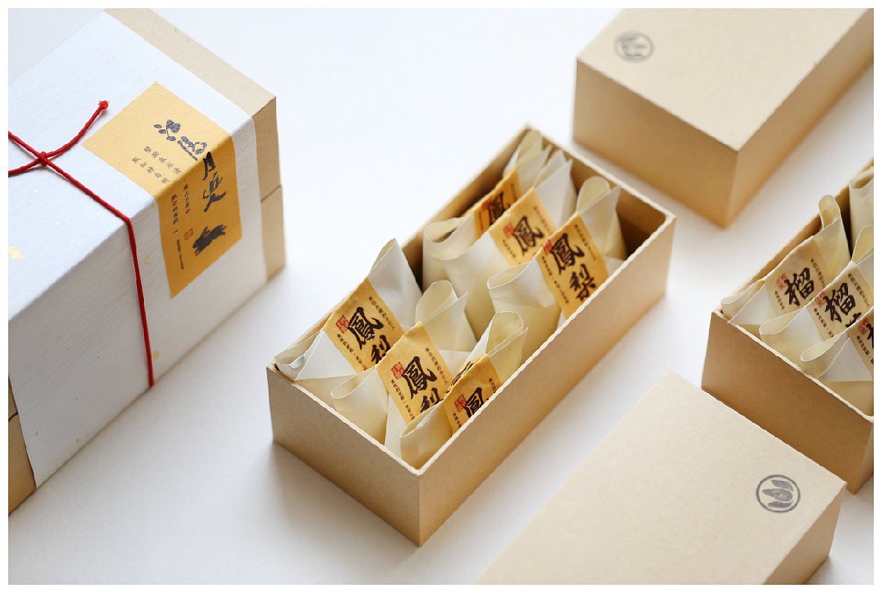 食味的初相 ｜ 中秋礼盒 “江清月近人” 榴莲 凤梨原馅月饼（图ZMzQxMTkxMDg=） - 产品摄影 - 站酷设计师米马原创素材 - 站酷ZCOOL