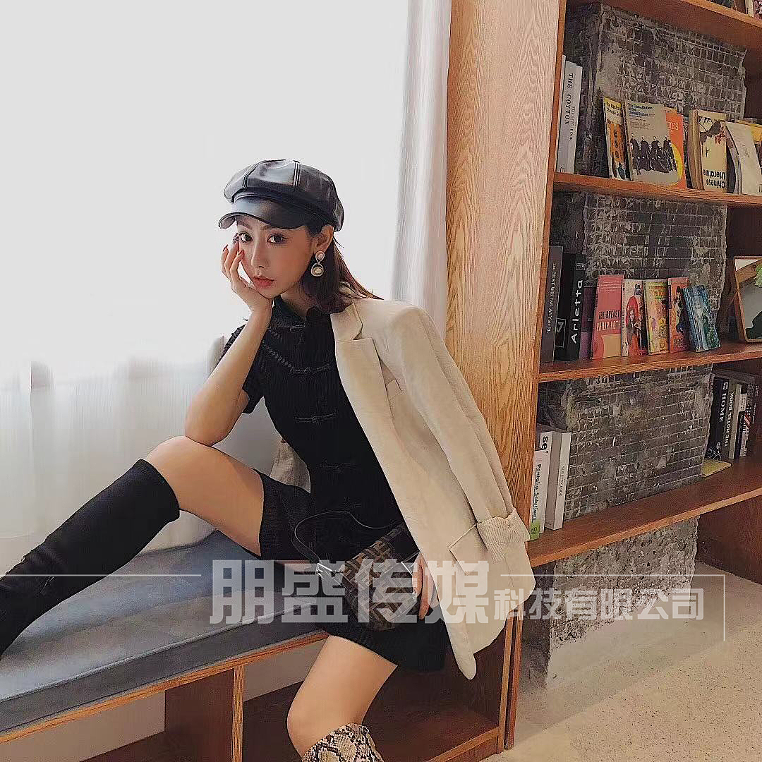 朋盛传媒|淘宝服装拍摄网红风店主风女装摄影