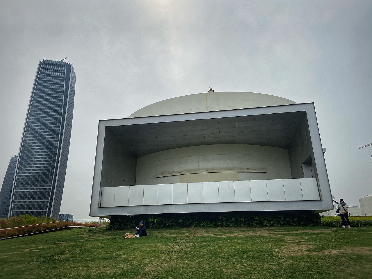 上海油罐艺术中心 龙耀滨江广场