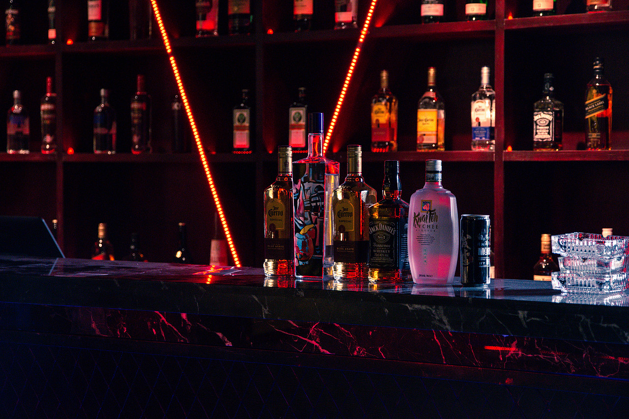 MOGEN餐吧墙绘（图ZMTYyMTQ5OTM2） - 绘画 - 站酷设计师小王子_原创素材 - 站酷ZCOOL