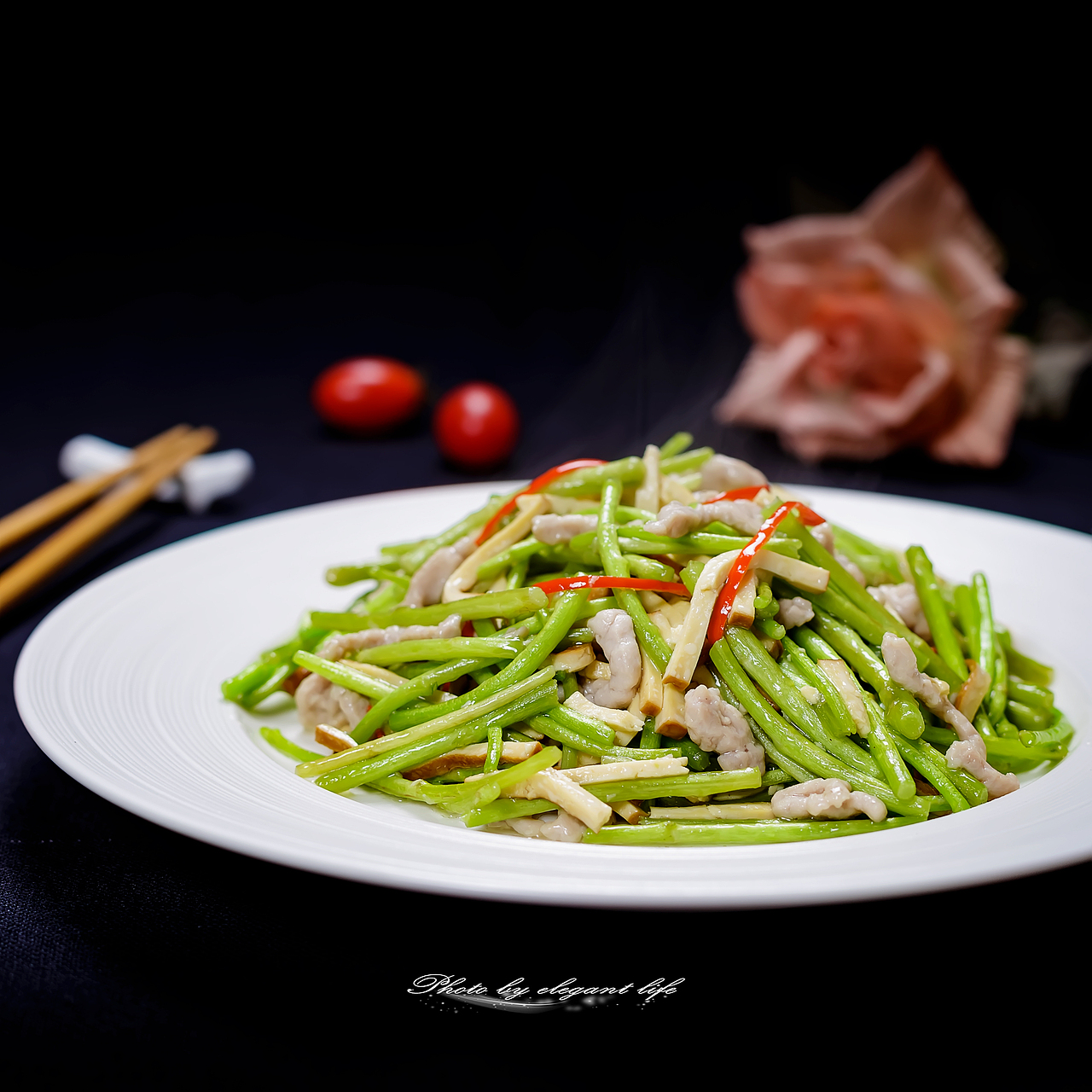 芦蒿香干炒肉丝