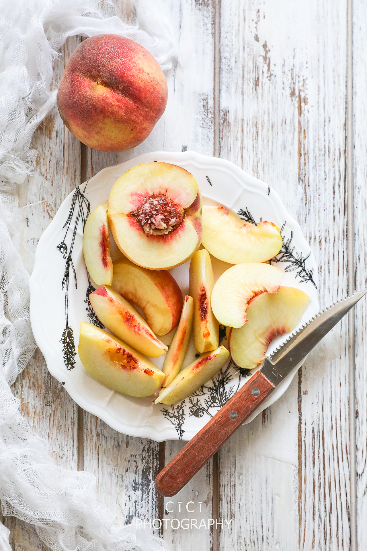 美食摄影·蜜桃🍑（图ZMjMxNjgyMDgw） - 产品摄影 - 站酷设计师黑摄会女青年原创素材 - 站酷ZCOOL