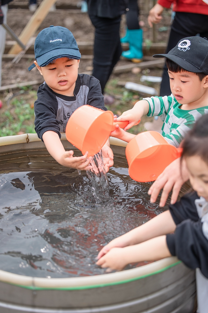 森海幼儿园-🌈春耕初体验🌽