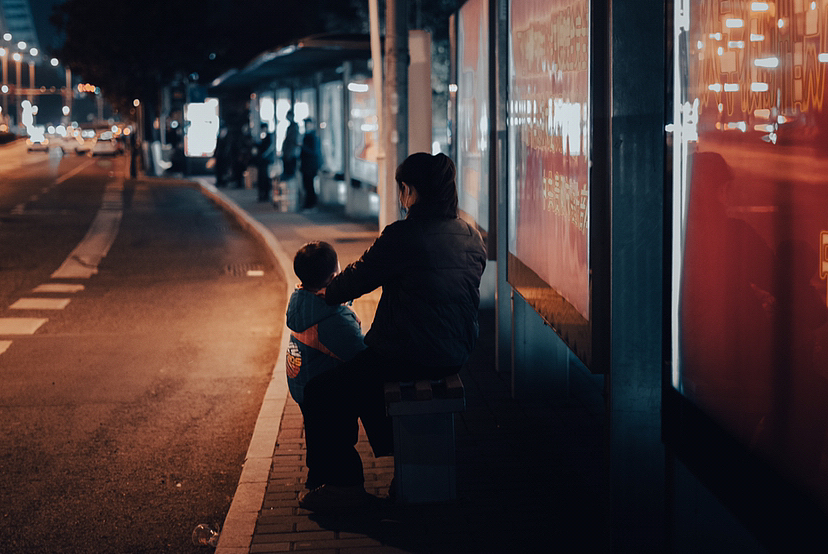 贵阳街拍示范（图ZMzMyNDg5MTA4） - 人文/纪实摄影 - 站酷设计师设计师R潮原创素材 - 站酷ZCOOL