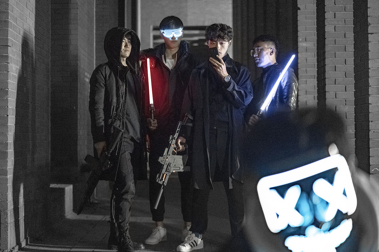 赛博朋克摄影（图ZMTgwNDA1NzI0） - 人像摄影 - 站酷设计师William威廉廉廉原创素材 - 站酷ZCOOL