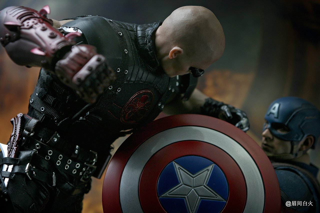 臆造自d九头蛇毒牙斯特拉克男爵