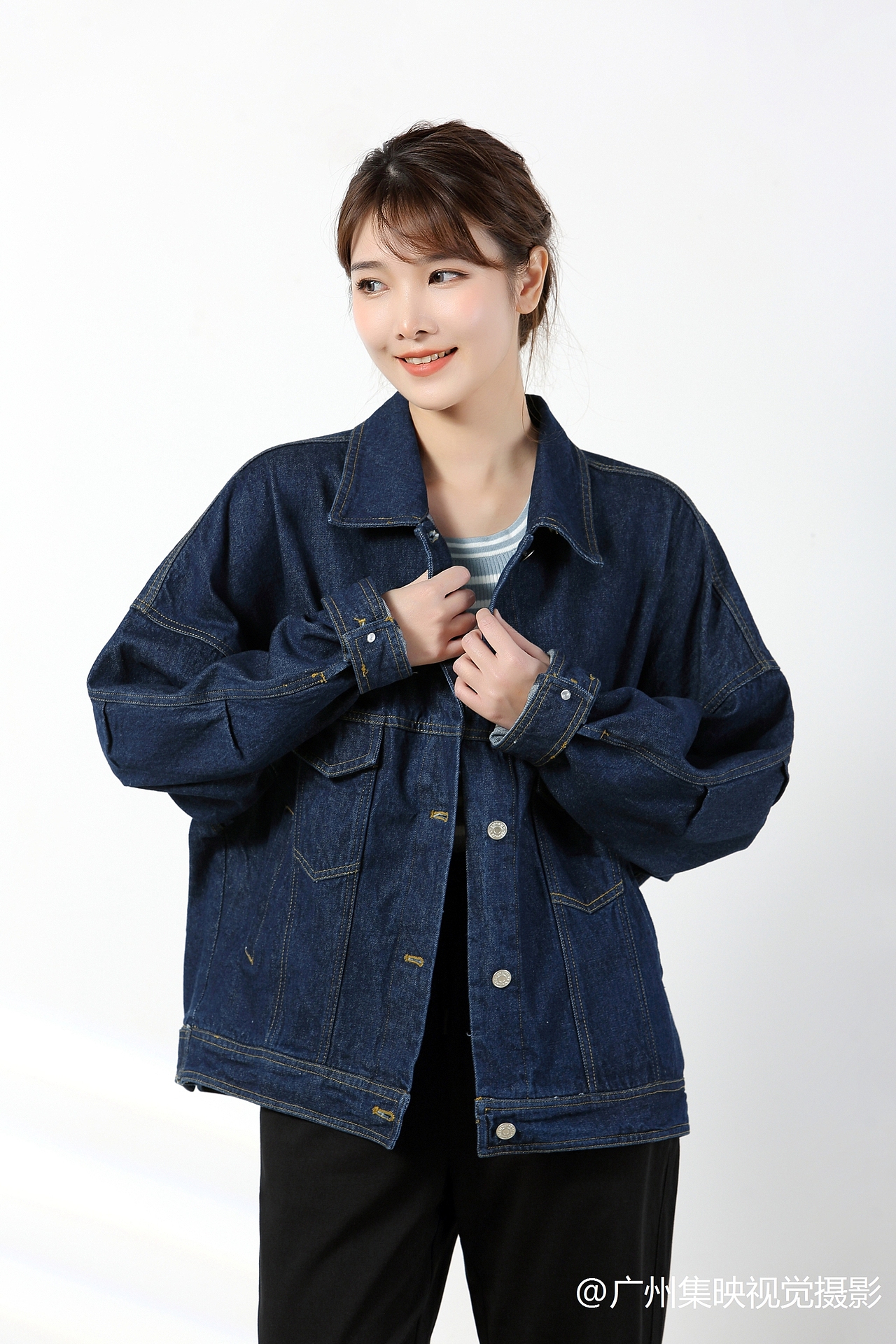 流行服饰拍摄女装摄影模特休闲服装拍照淘宝天猫拍图