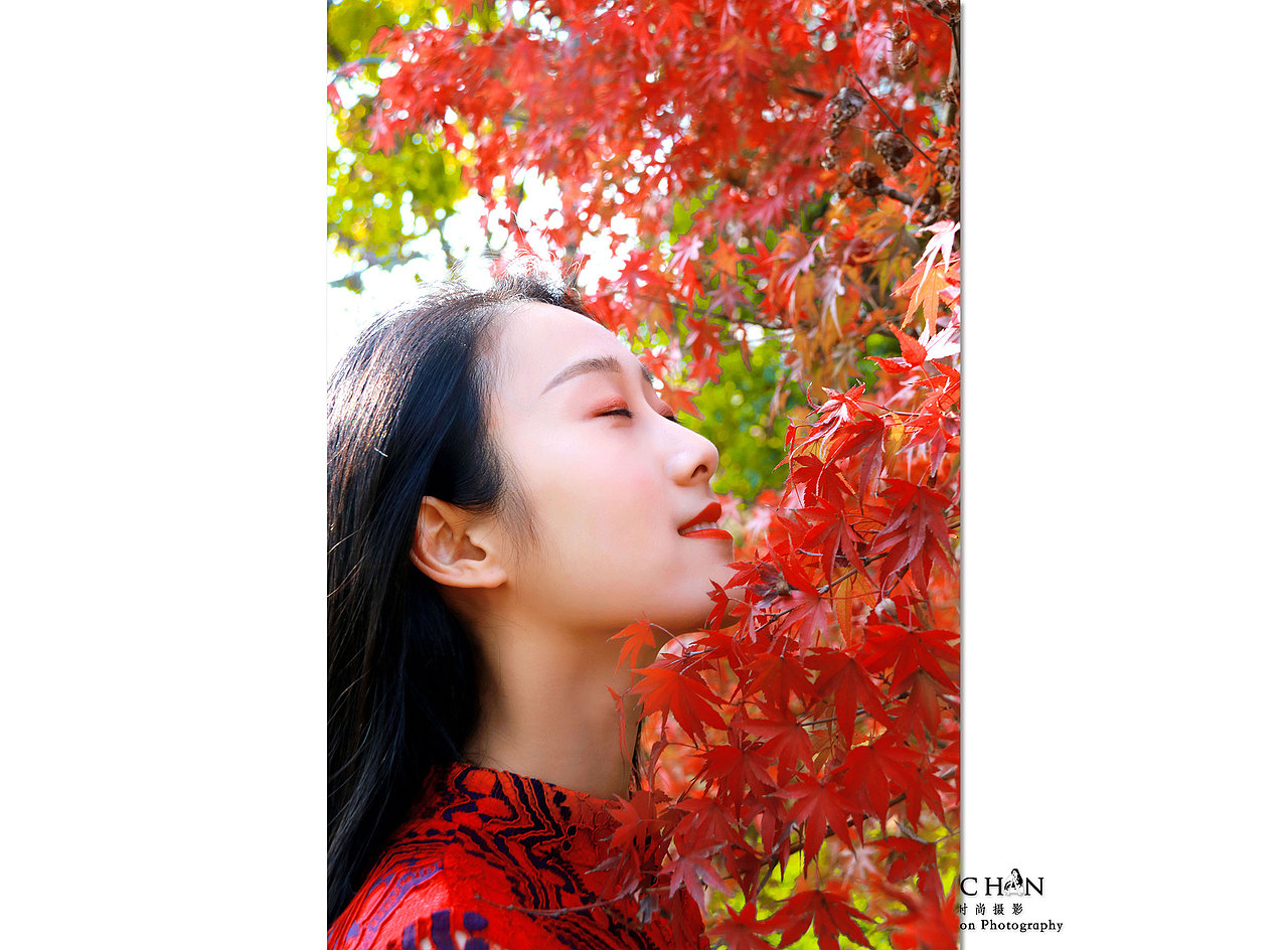 个人写真《南方初秋 多彩依旧》（图ZOTgzMTM4MDA=） - 人像摄影 - 站酷设计师KAYCHAN2020原创素材 - 站酷ZCOOL