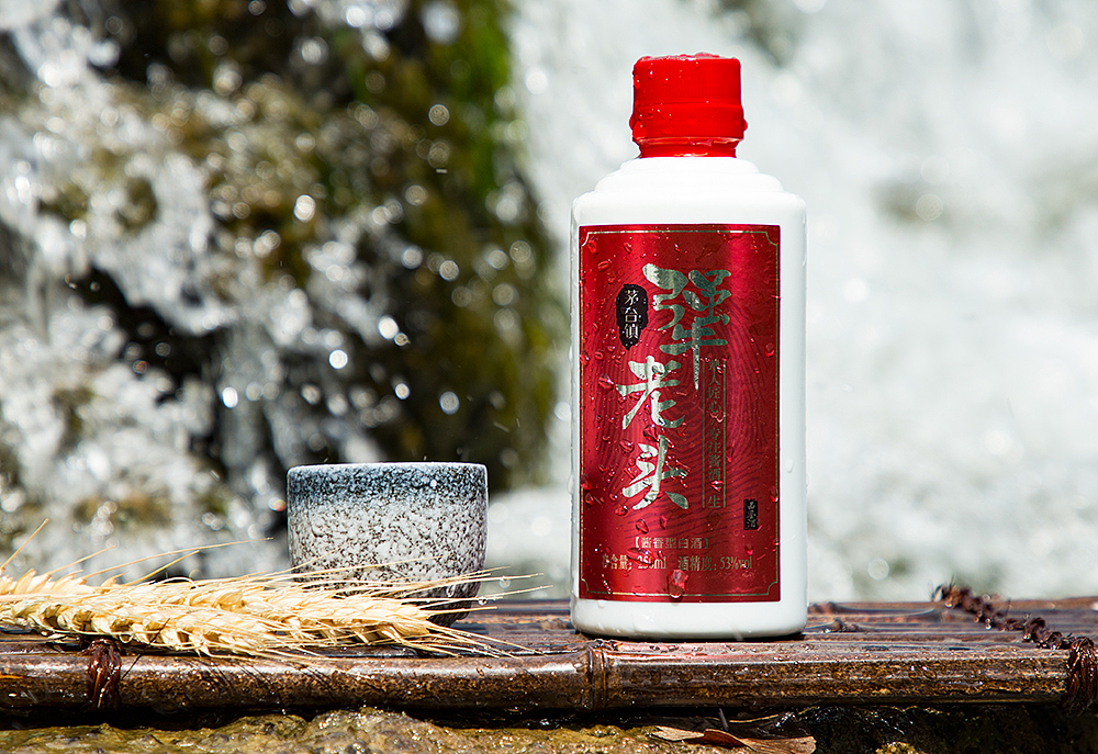 茅台镇犟老头酱香型白酒250ml