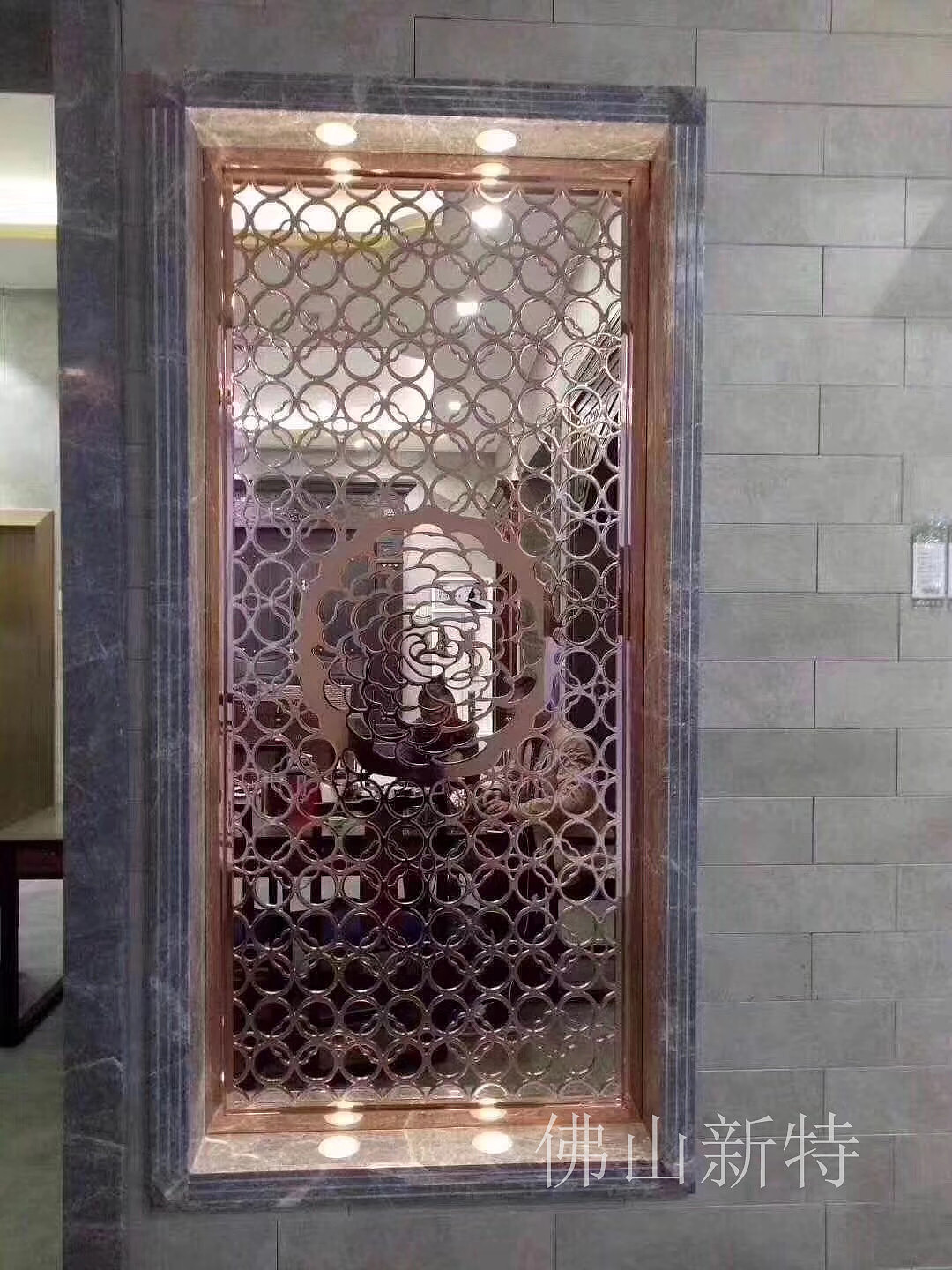 豪华装饰立体铝屏风图