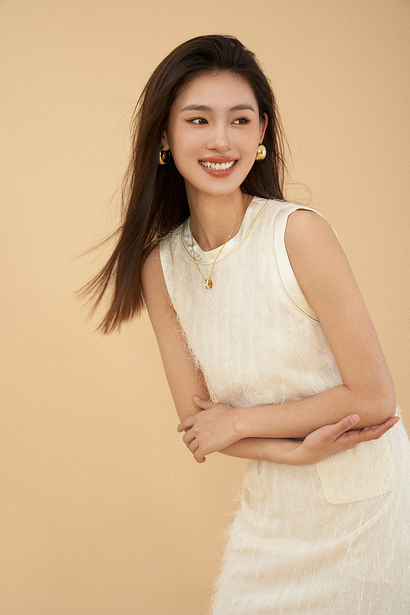 模特倩茹|知性大淑品牌脸