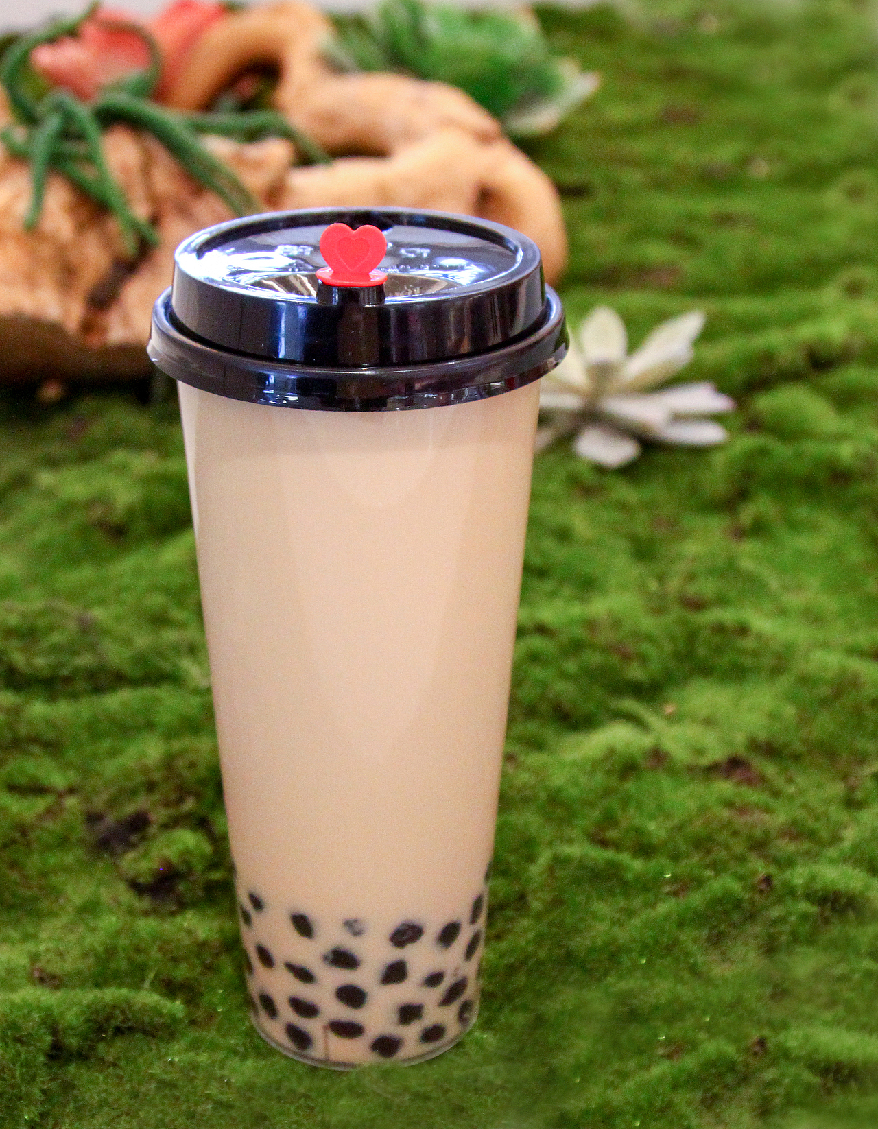 奶茶杯（图ZMjAyMTEyMTI0） - 产品摄影 - 站酷设计师PeterParkerPeng原创素材 - 站酷ZCOOL