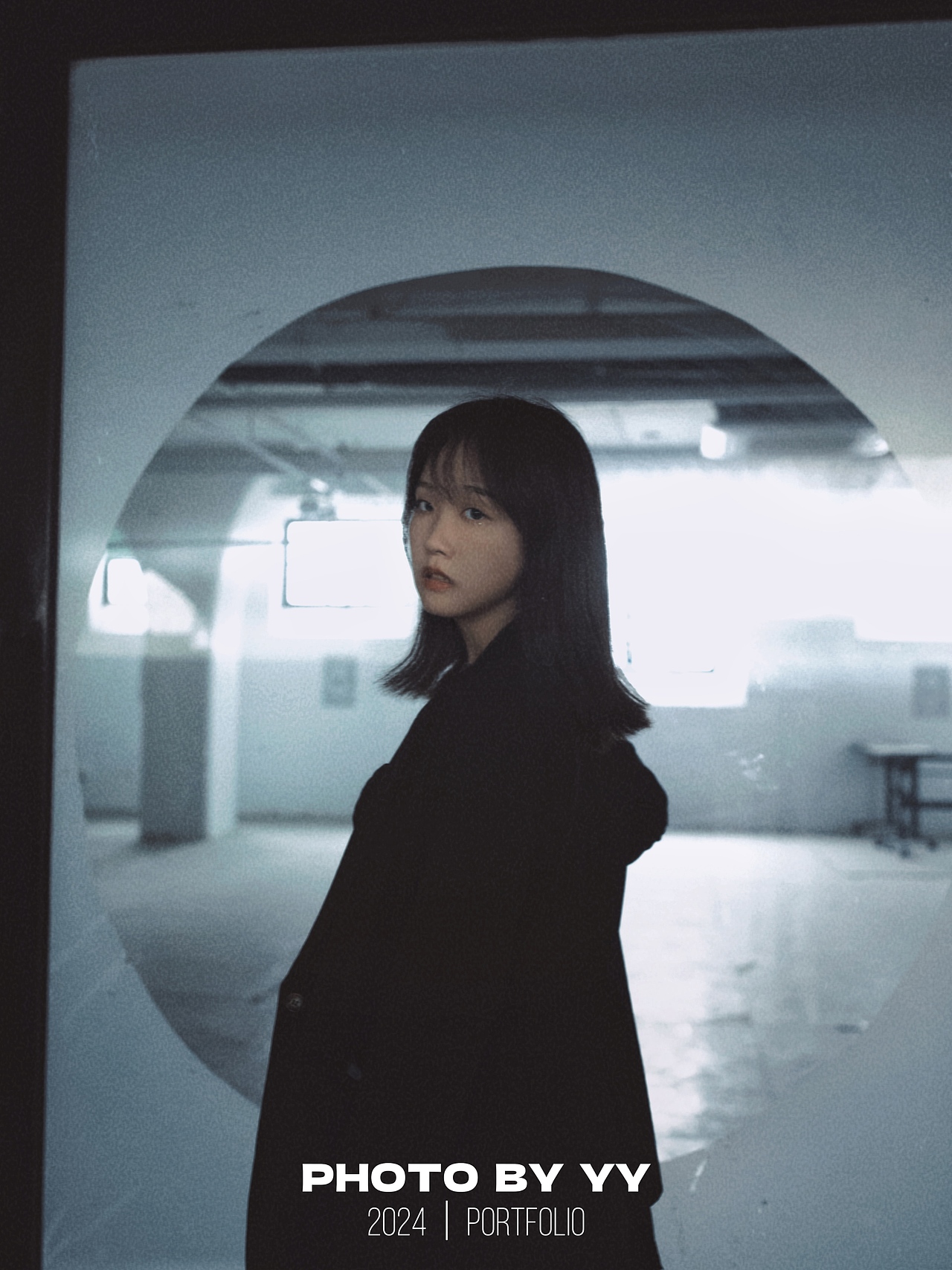 人像摄影『默』（图ZMzc4NDM4NTQw） - 人像摄影 - 站酷设计师嶽臨Alin原创素材 - 站酷ZCOOL