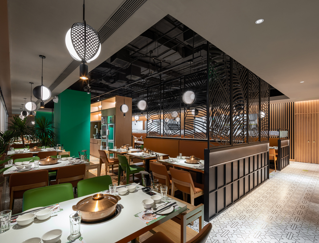 烹燃四季椰子鸡火锅