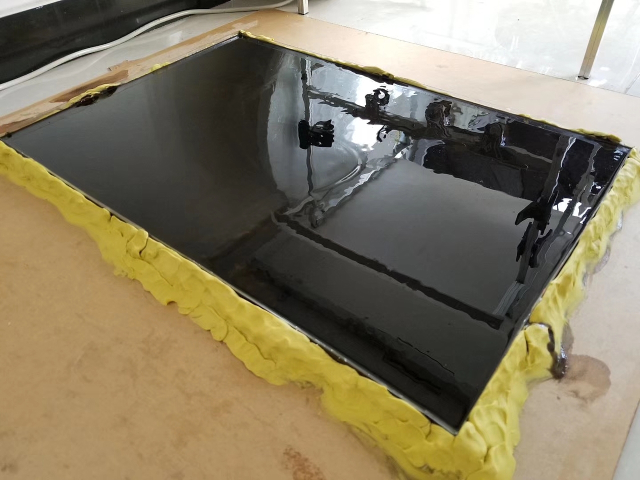 感温变色logo牌（3D打印＋滴胶夜光粉+感温颜料+光油）（图ZMjAxMTc2MTMy） - 其他手工艺 - 站酷设计师吴杨峰原创素材 - 站酷ZCOOL