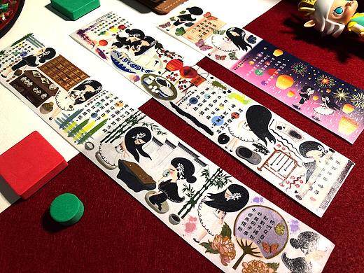 白纱裙和黑斗篷的原创胶带作品