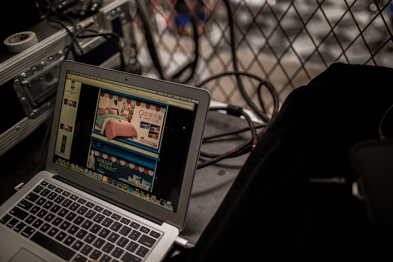 站酷8周年（宁波站）（图ZMTkxMTg4NjQ=） - 人文/纪实摄影 - 站酷设计师prince稀饭原创素材 - 站酷ZCOOL