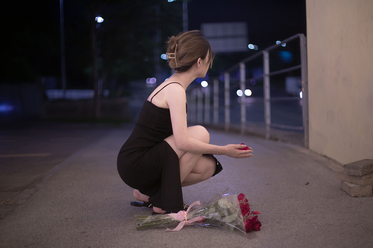 夜景人像写真 隧道风