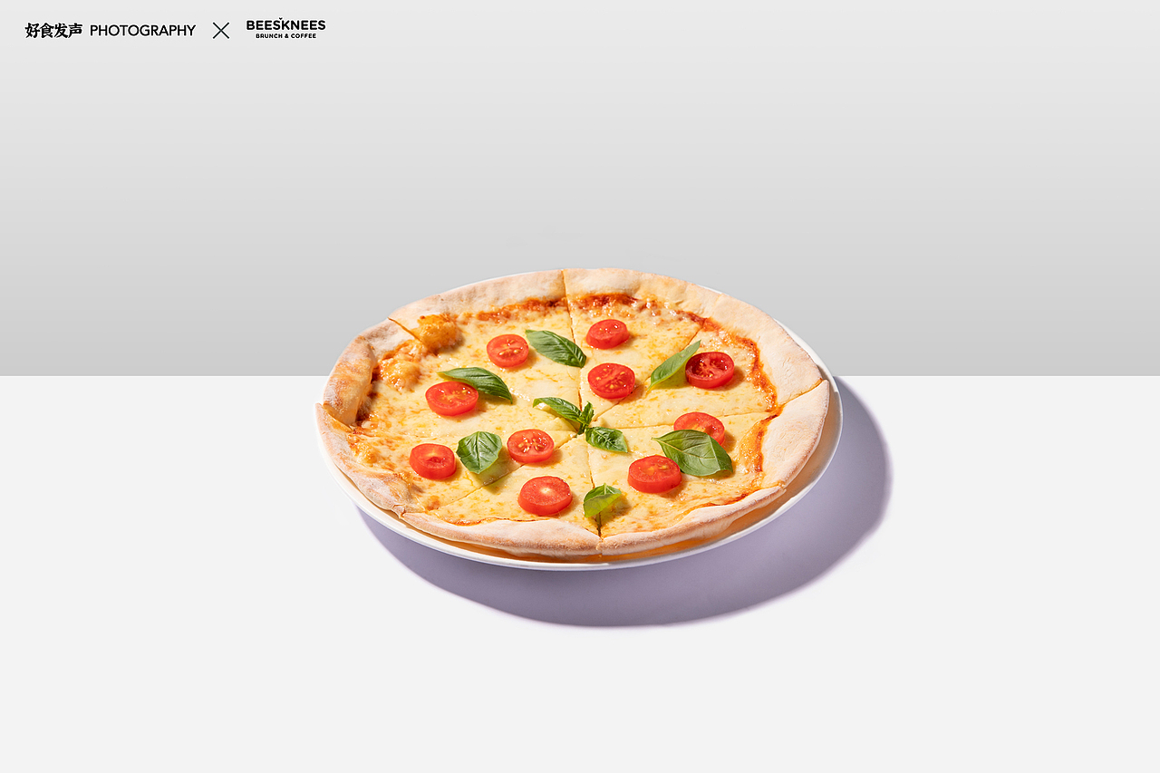 用纯色背景拍摄极简风美食摄影西餐拍摄泰餐拍摄