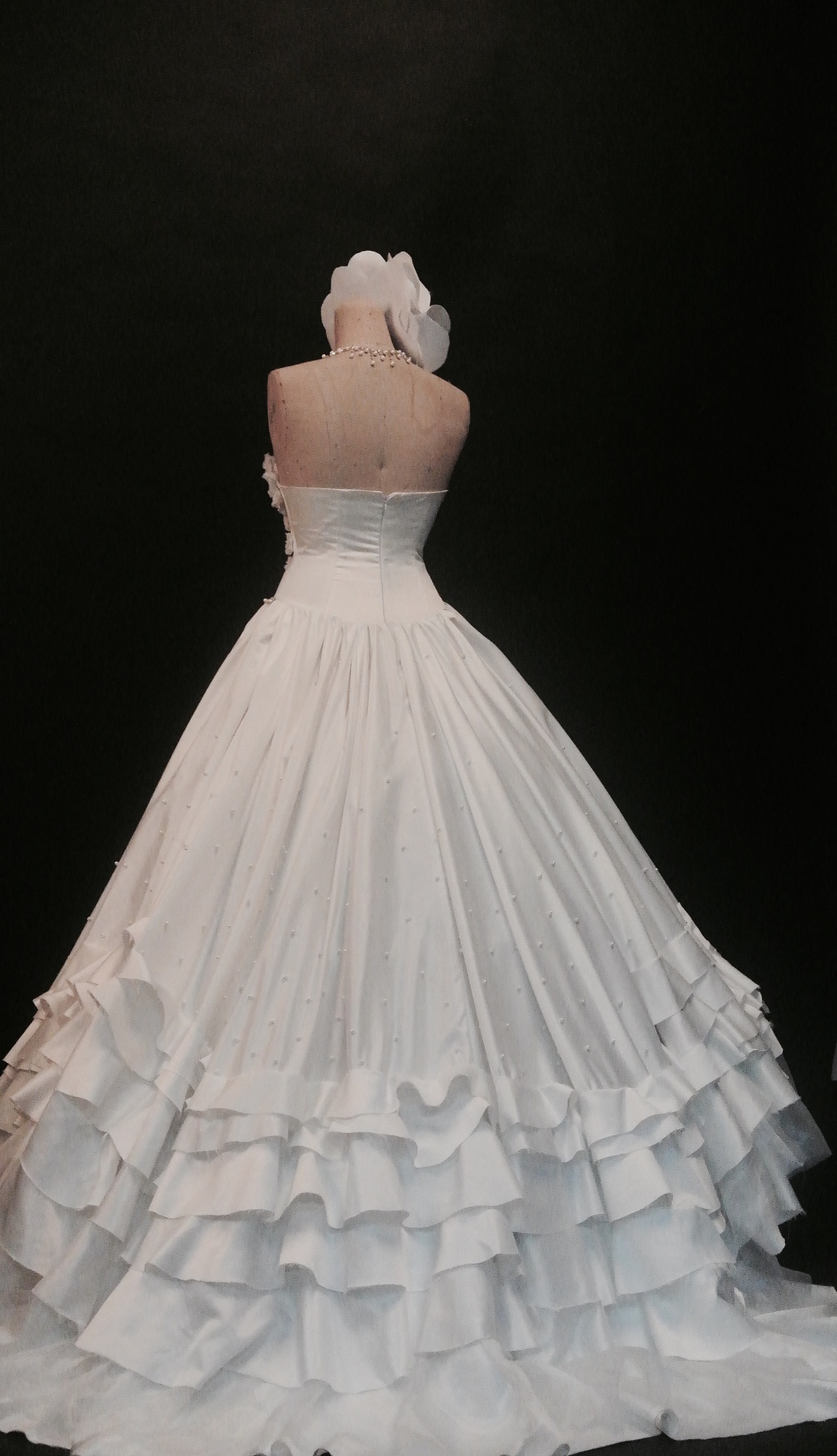 《幻》 服装立体剪裁 |服装|正装/礼服|沁妲 - 原创作品 - 站酷