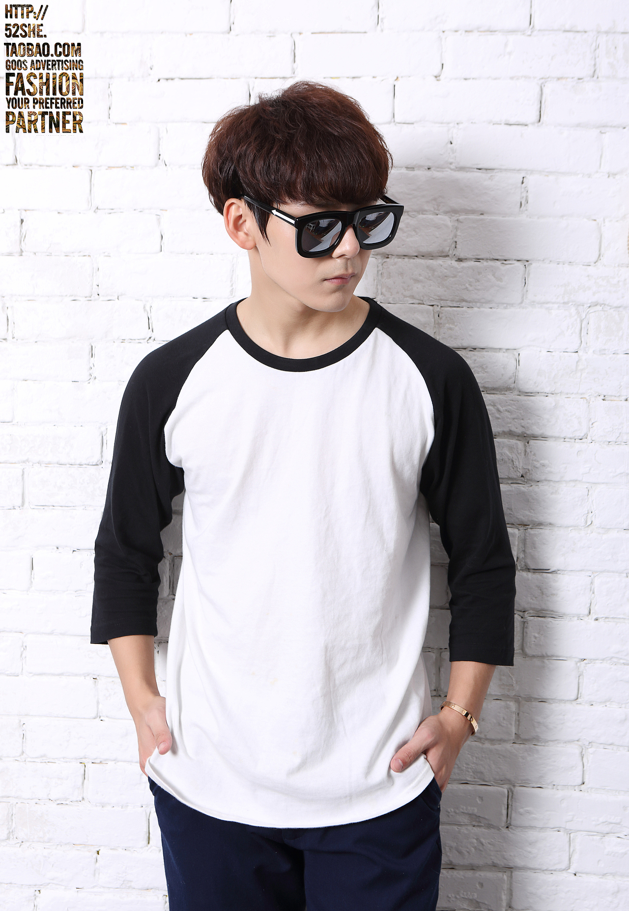 韩版日韩风男装拍摄秋冬韩版男装 日韩风格 时尚韩国风实景拍摄（图ZMzM4MTEzMjA=） - 人像摄影 - 站酷设计师古斯广告原创素材 - 站酷ZCOOL