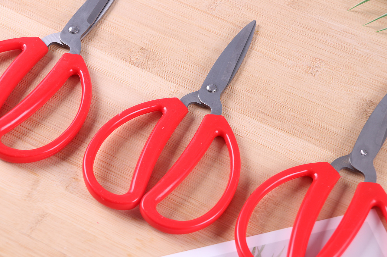 B02居家布艺\C13-DIY材料工具及成品\V08红色剪刀