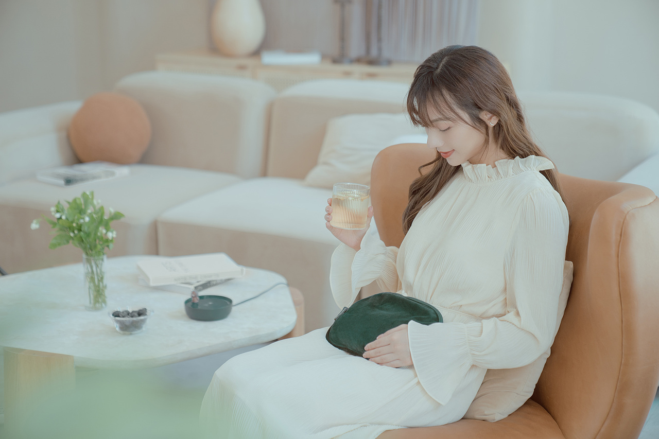 品牌案例丨暖水袋（图ZMjcxNjU5NzA0） - 产品摄影 - 站酷设计师非凡像牛仔原创素材 - 站酷ZCOOL