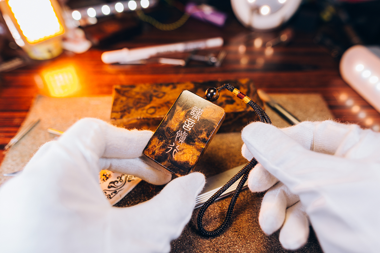 沙漠铁木嵌银，谨言慎行（图ZMjY1NjIwNzk2） - 其他手工艺 - 站酷设计师易水癫原创素材 - 站酷ZCOOL