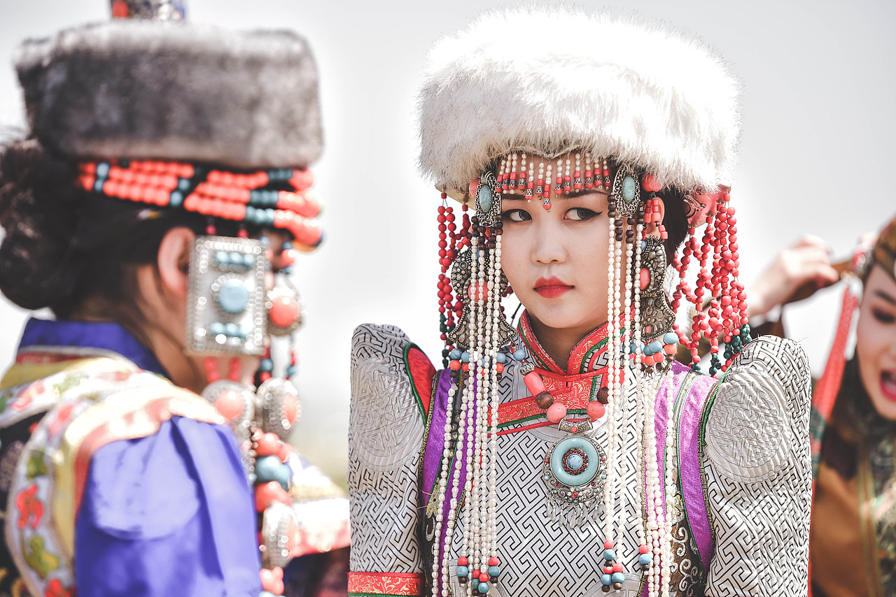 热情奔放的蒙古族庆祝2019中国草原蒙古马文化节