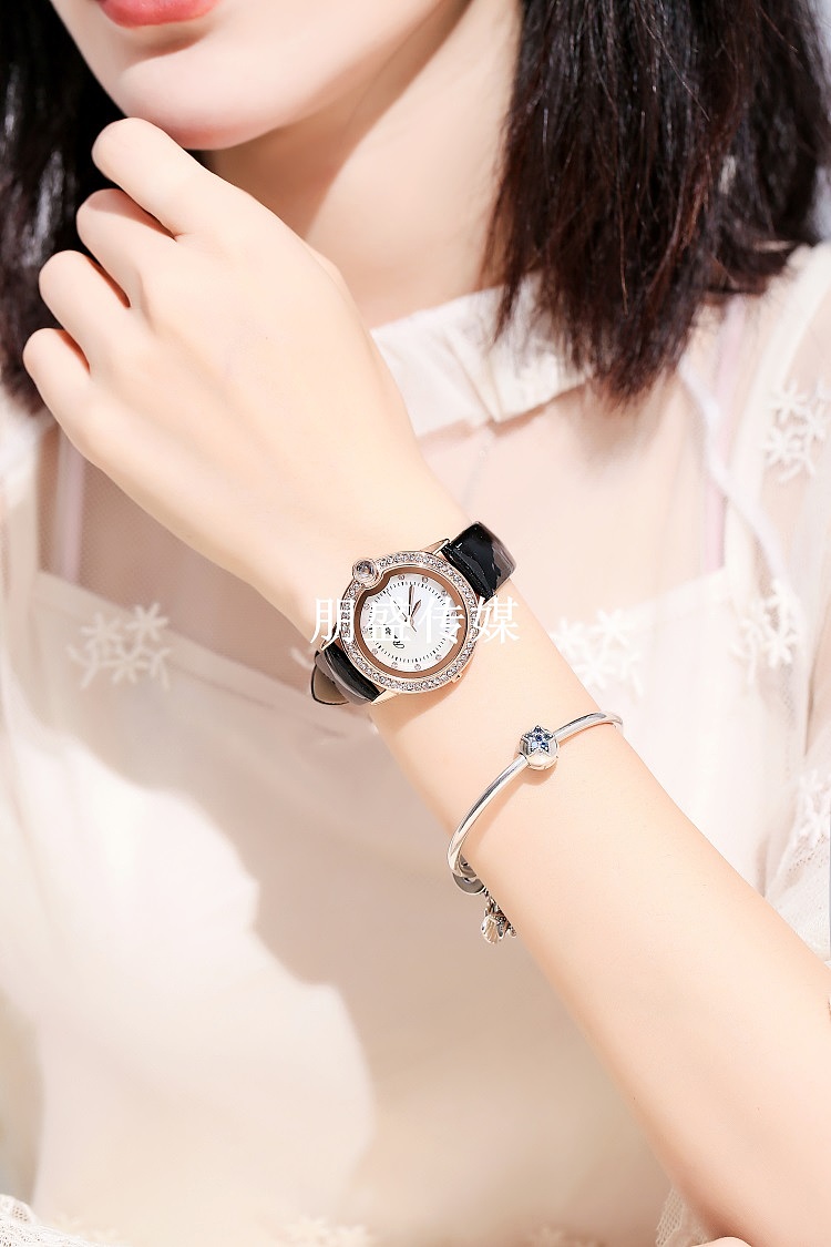 广州商业摄影产品拍摄静物拍摄手模女表手表腕表拍摄（图ZMTc1NjEzOTY4） - 人像摄影 - 站酷设计师朋盛传媒原创素材 - 站酷ZCOOL