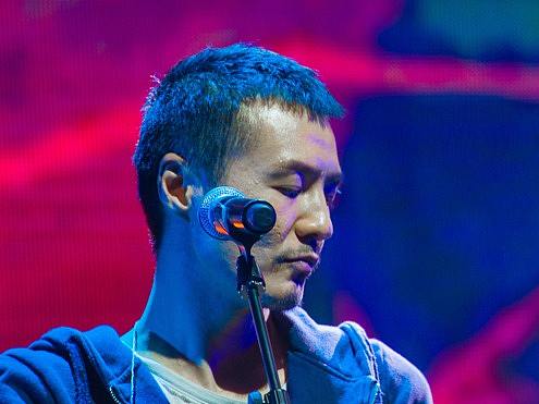 朴树-李志演唱会嘉宾（个人主页-ZMzQ0NzIwOTY=） - 人像摄影 - 站酷设计师雷托原创素材 - 站酷ZCOOL