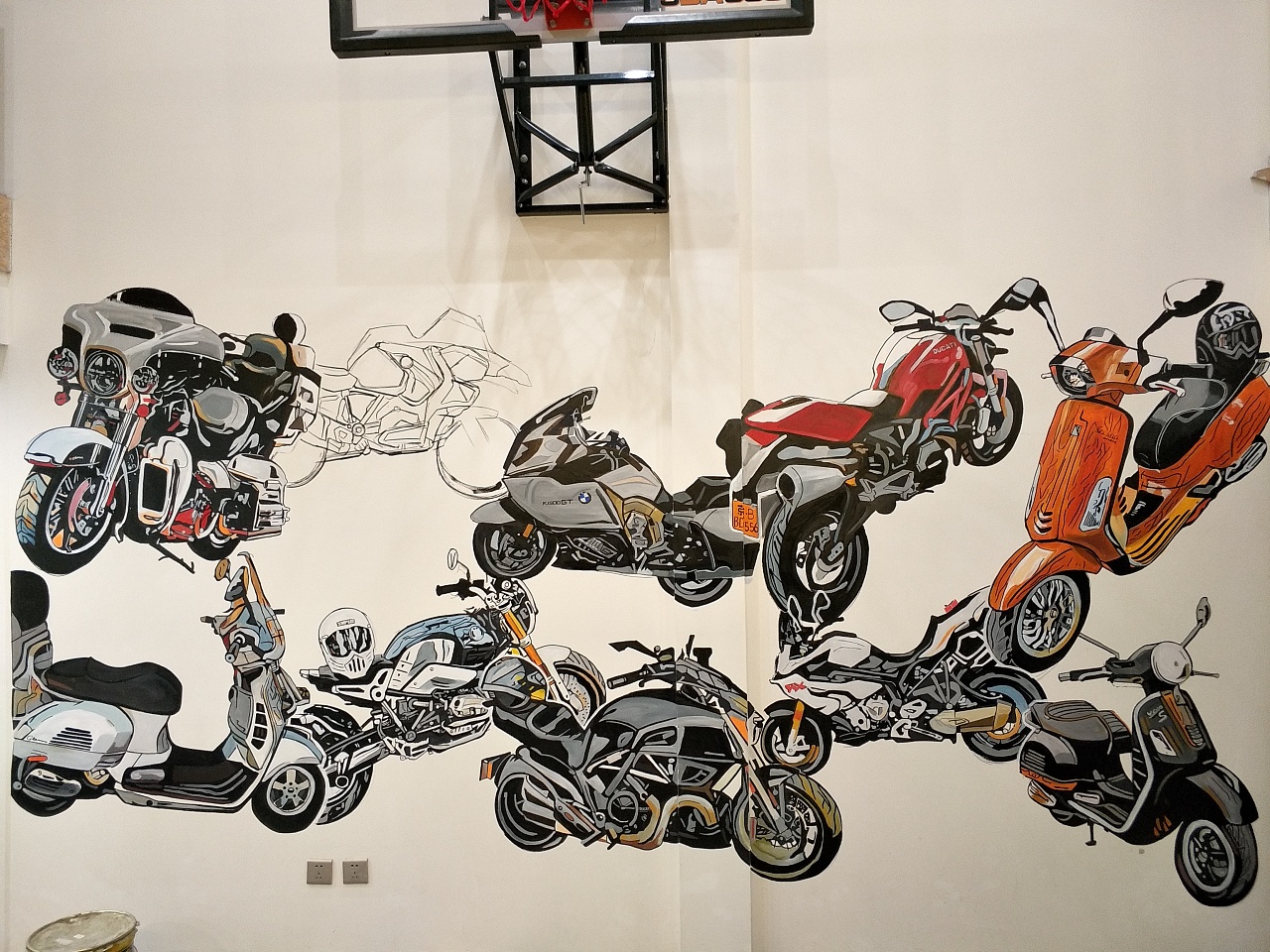 别墅机车手绘墙未完待续