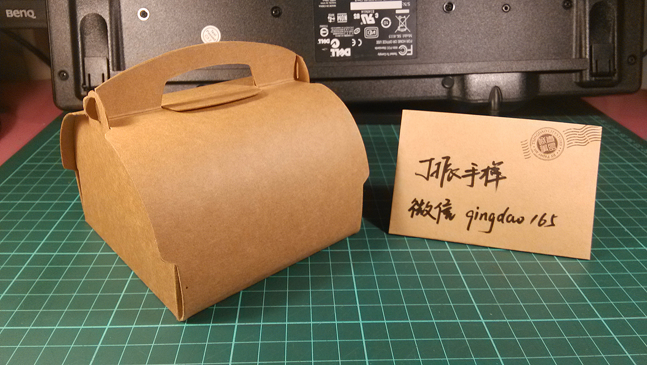 小甜品打包盒,圆顶的不多见吧,附上平面设计很漂亮的
